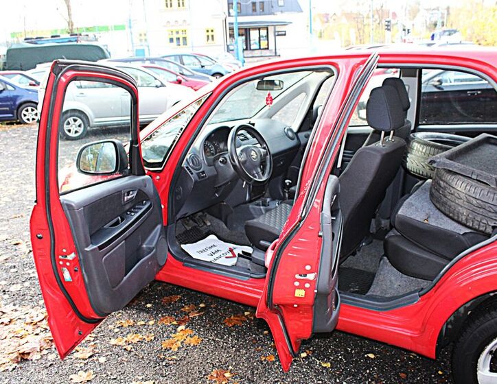 Suzuki SX4 11