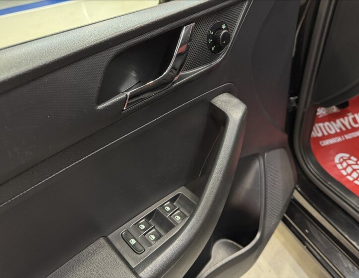 Škoda Rapid Hatchback 1,2 l 66 kw