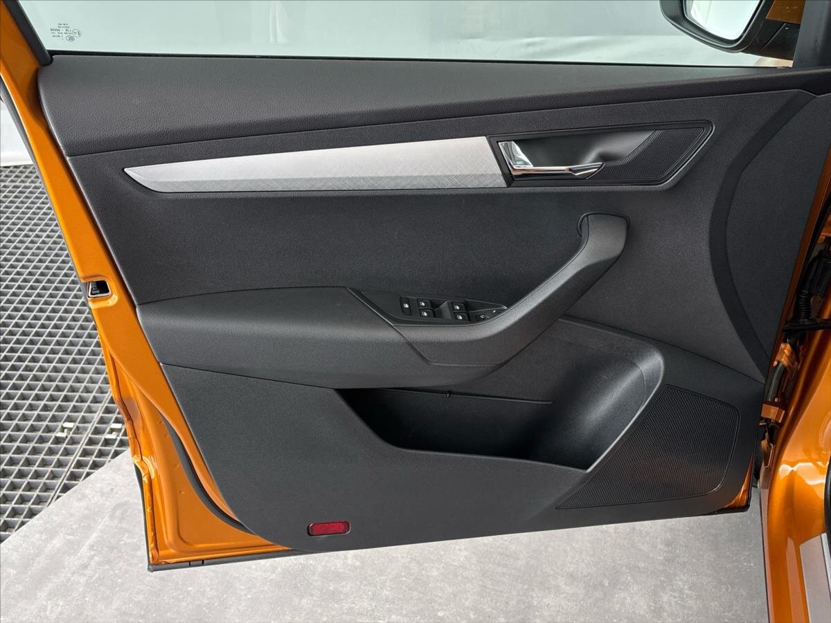 Škoda Karoq SUV / Terénní 1,5 l 110 kw