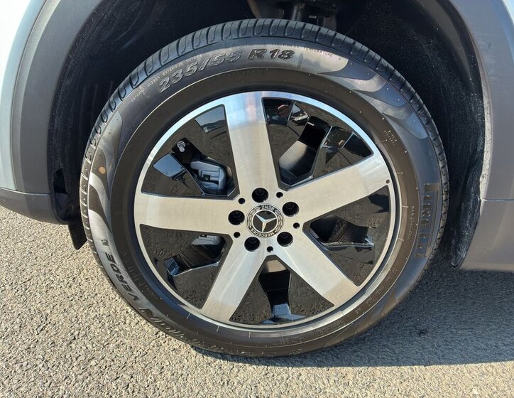 Mercedes-Benz GLB SUV / Terénní 2,0 l 85 kw