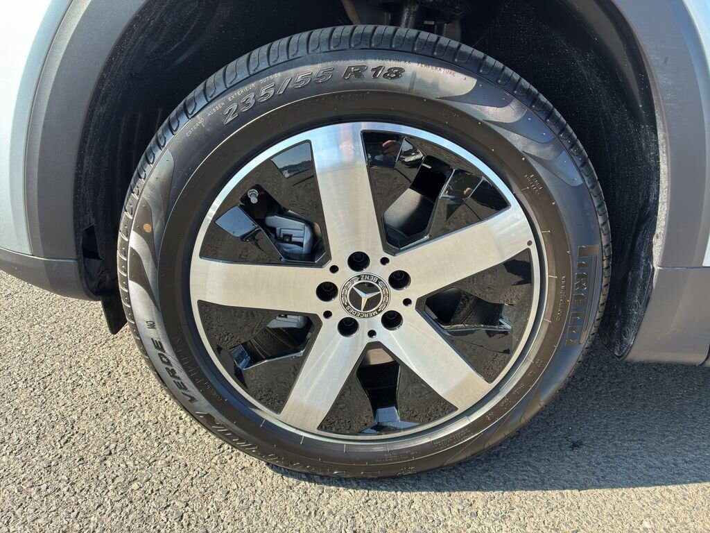 Mercedes-Benz GLB SUV / Terénní 2,0 l 85 kw