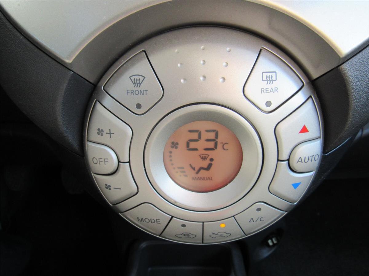 Nissan Micra Hatchback 1,2 l 59 kw