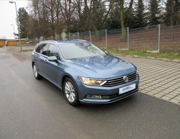 Volkswagen Passat Kombi 1,6 l 88 kw