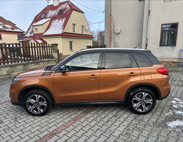 Suzuki Vitara SUV 1,6 l 88 kw