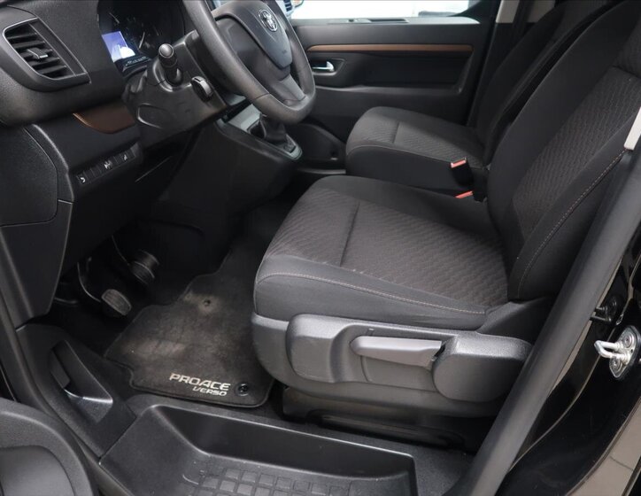 Toyota ProAce Verso Kombi 2,0 l 110 kw