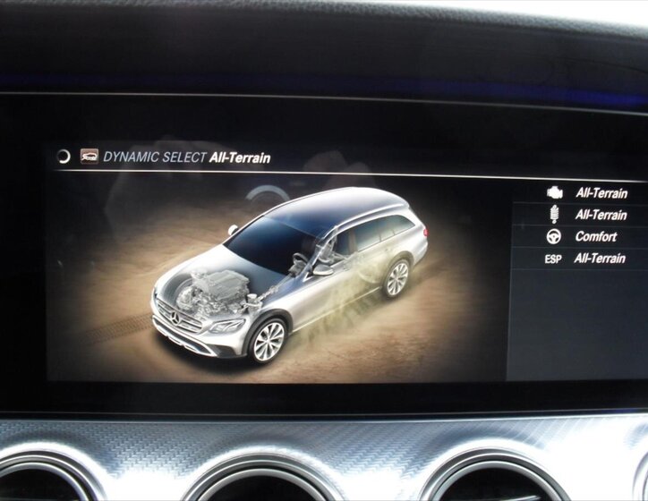 Mercedes-Benz Třídy E Kombi 3,0 l 190 kw