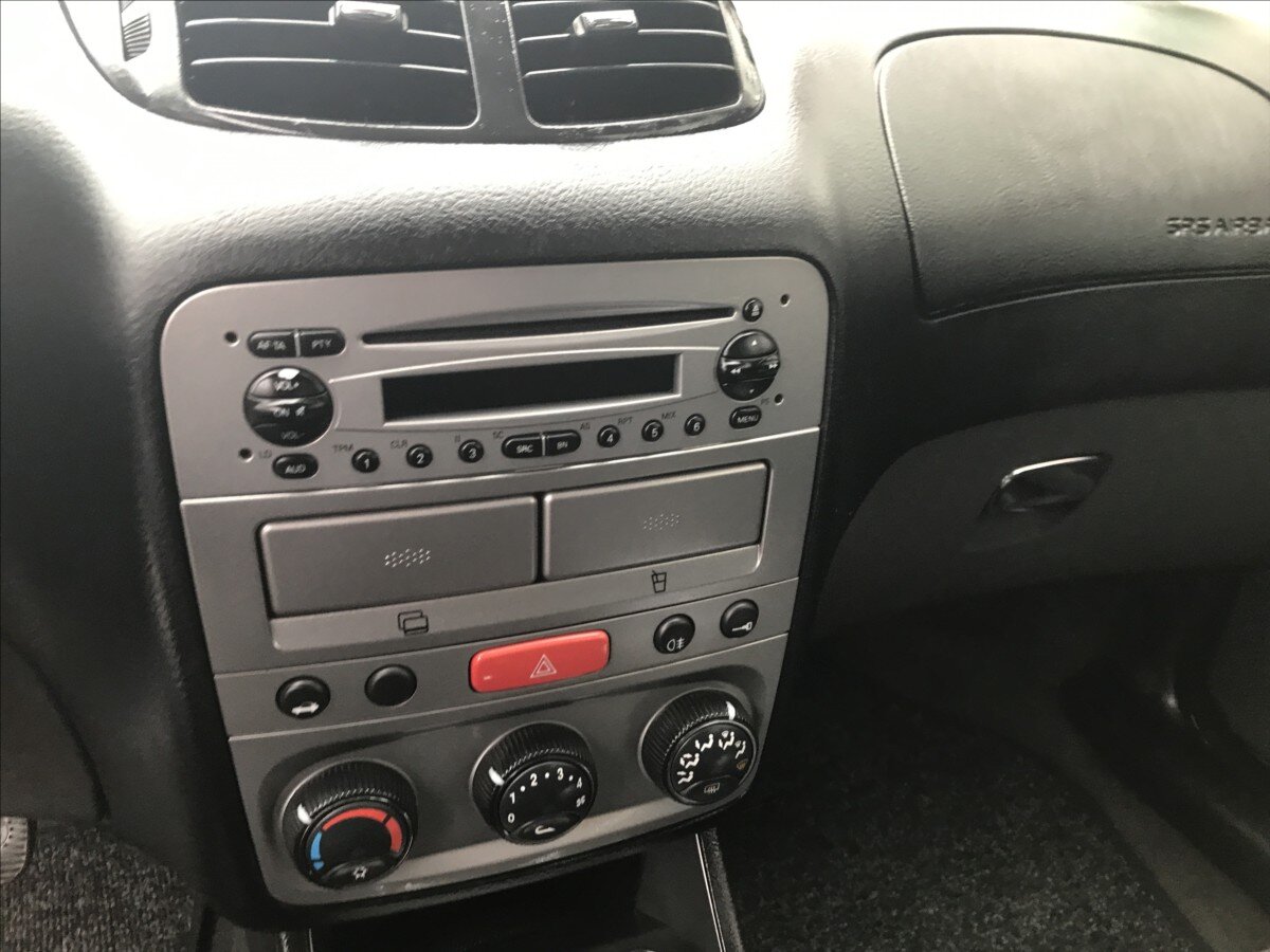 Alfa Romeo 147 Hatchback 77,0 77 kw