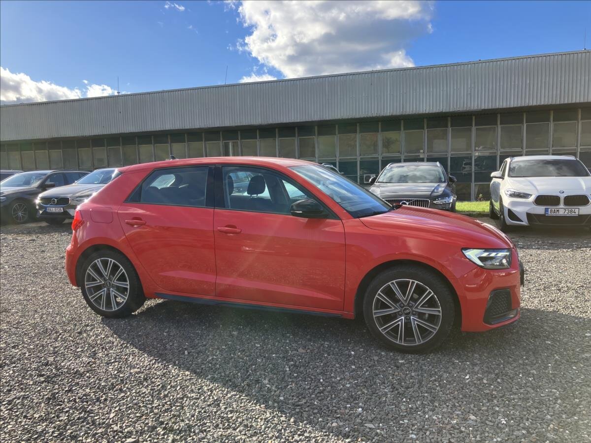 Audi A1 Hatchback 999,0 70 kw