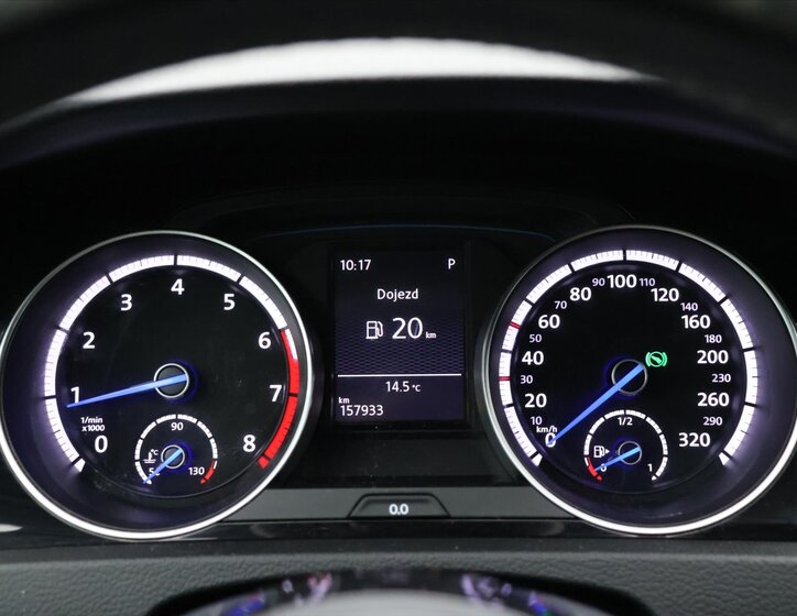 Volkswagen Golf Kombi 2,0 l 221 kw