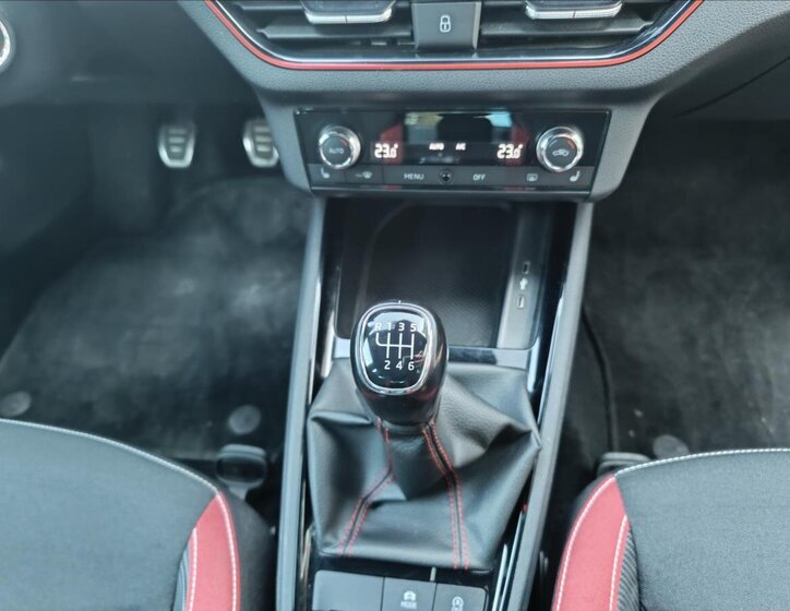 Škoda Scala Hatchback 1,5 l 110 kw