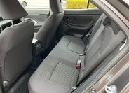 Toyota Yaris Cross 15