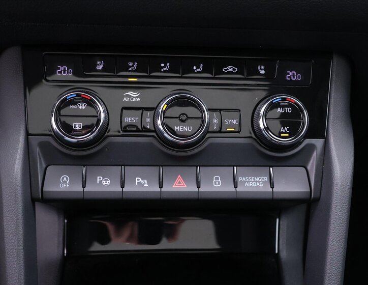 Škoda Kodiaq SUV / Terénní 1,5 l 110 kw
