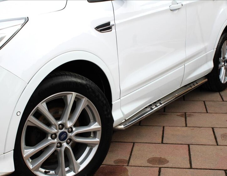 Ford Kuga SUV 1,5 l 110 kw