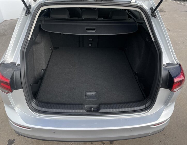 Volkswagen Golf Kombi 1,5 l 110 kw