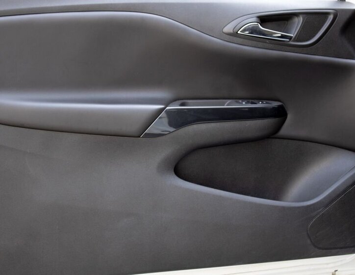 Opel Corsa Hatchback 1,6 l 152 kw