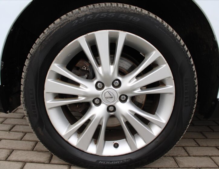 Lexus RX 450h SUV 3,5 l 183 kw