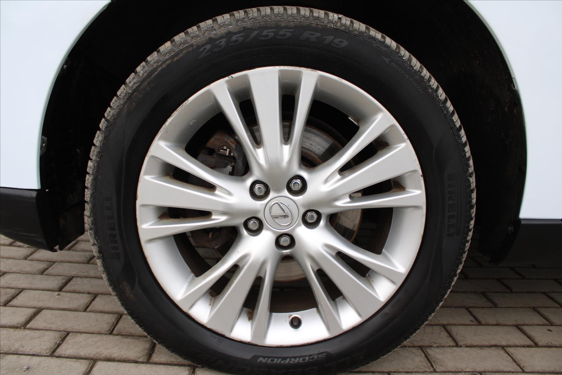 Lexus RX 450h SUV 3,5 l 183 kw