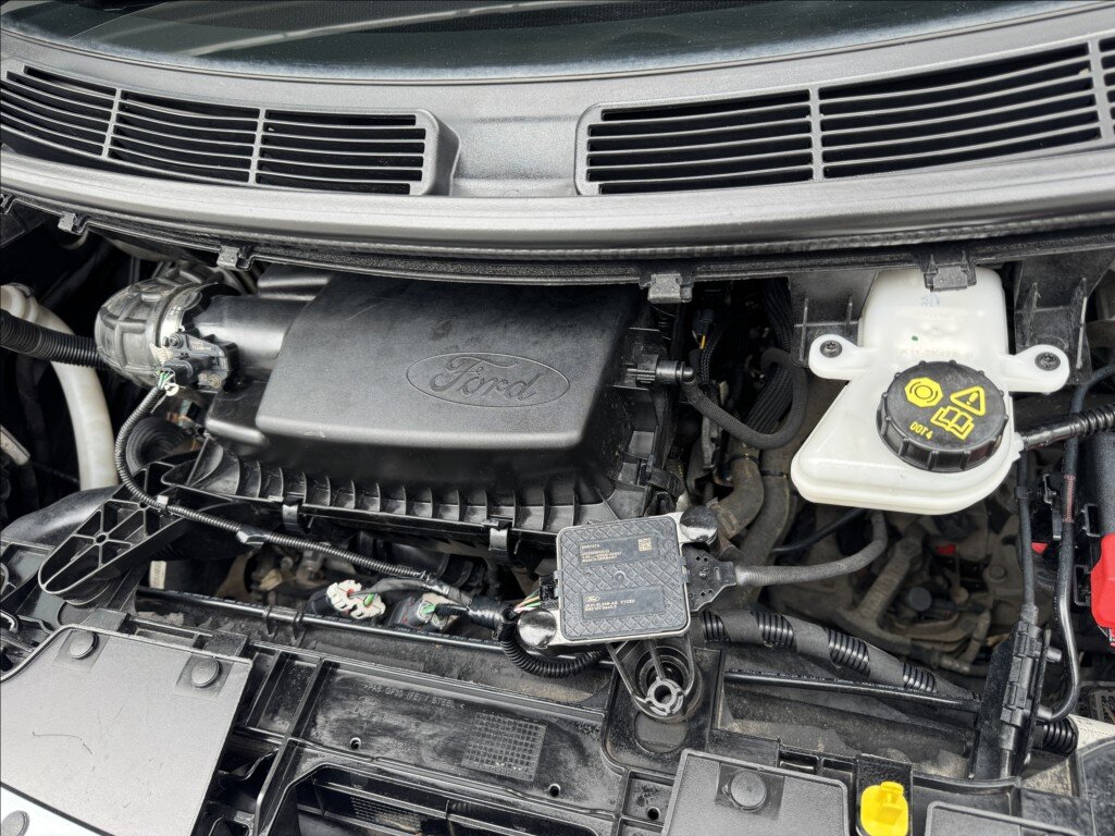 Ford Transit Custom Kombi 2,0 l 96 kw