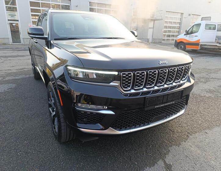 Jeep Grand Cherokee 4