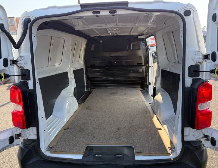 Toyota ProAce Skříň 2,0 l 90 kw