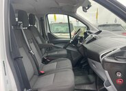 Ford Tourneo Custom 9