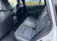 Toyota RAV4 SUV 2,5 l 131 kw