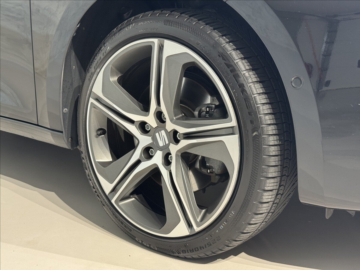 Seat Leon Kombi 1,4 l 150 kw