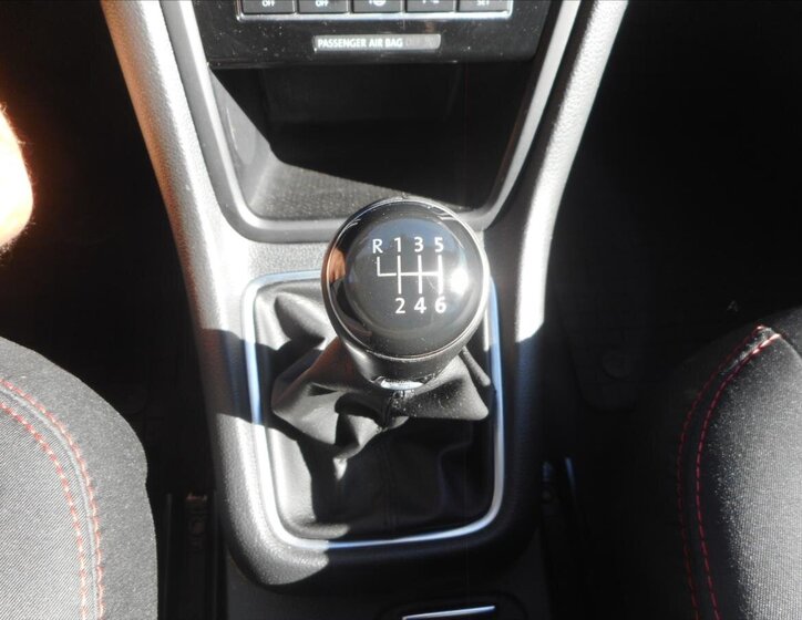 Volkswagen Sharan Kombi 2,0 l 110 kw