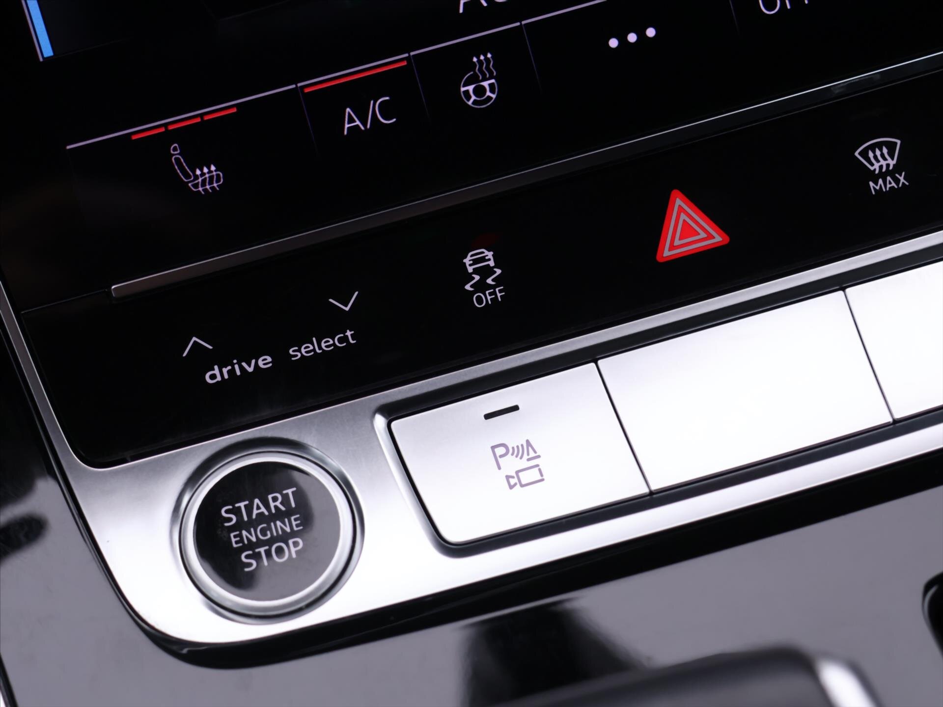 Audi Q8 SUV / Terénní 3,0 l 250 kw