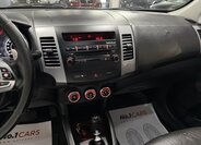 Mitsubishi Outlander SUV / Terénní 2,2 l 115 kw