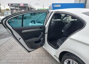 Volkswagen Passat 13