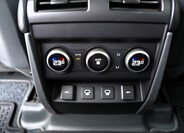 Land Rover Defender SUV 3,0 l 294 kw