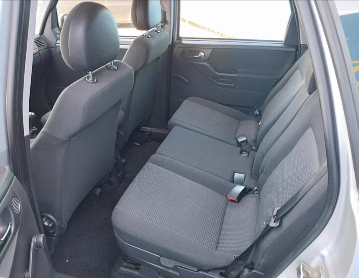 Opel Meriva MPV 1,4 l 66 kw