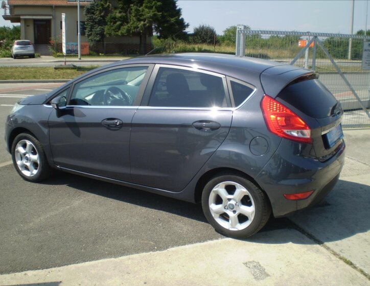 Ford Fiesta Hatchback 1,4 l 51 kw