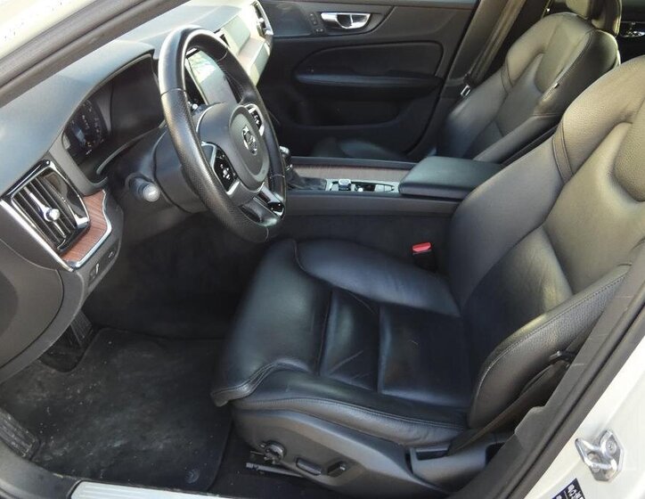 Volvo V60 Kombi 2,0 l 184 kw