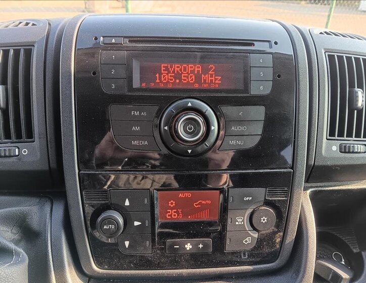 Citroën Jumper Kombi 2,2 l 81 kw