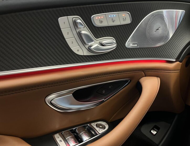 Mercedes-Benz AMG GT 12