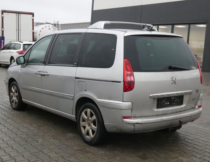Peugeot 807 6