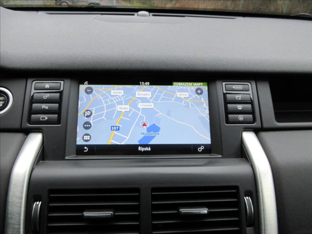 Land Rover Discovery Sport SUV 2,0 l 132 kw