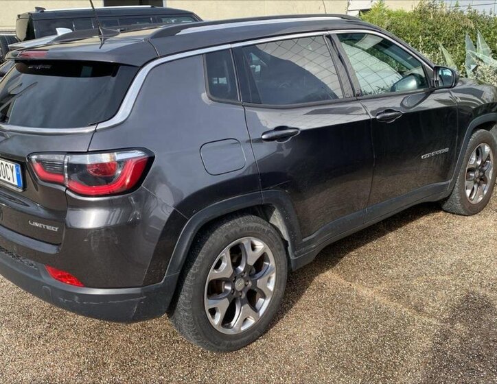 Jeep Compass 2