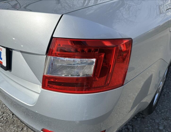 Škoda Octavia Liftback 1,4 l 103 kw