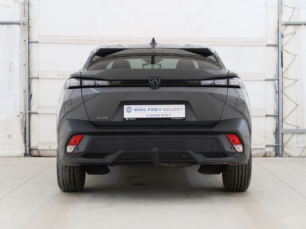 Peugeot 408 Liftback 1,2 l 96 kw