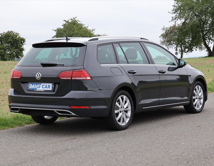 Volkswagen Golf Kombi 1,5 l 110 kw