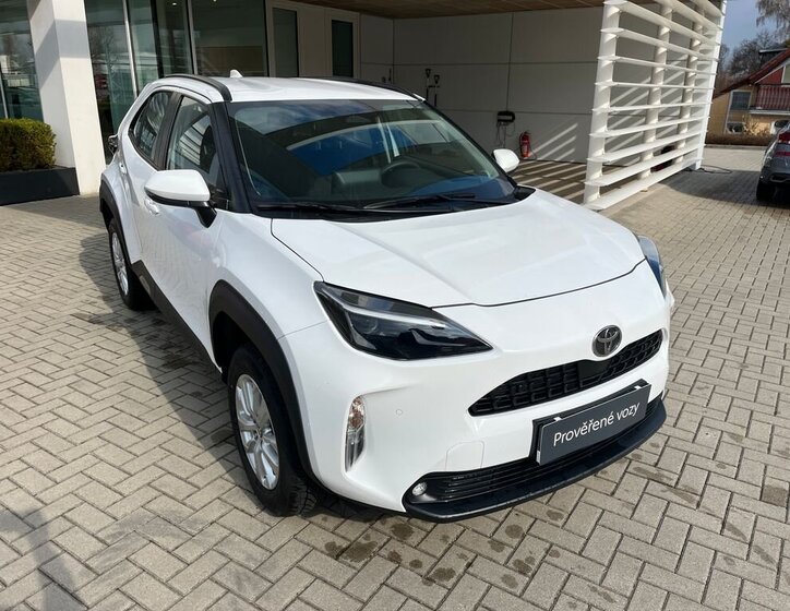 Toyota Yaris Cross SUV / Terénní 1,5 l 68 kw