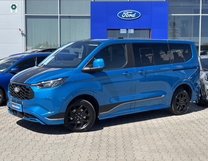 Ford Tourneo Custom Kombi 2,5 l 171 kw