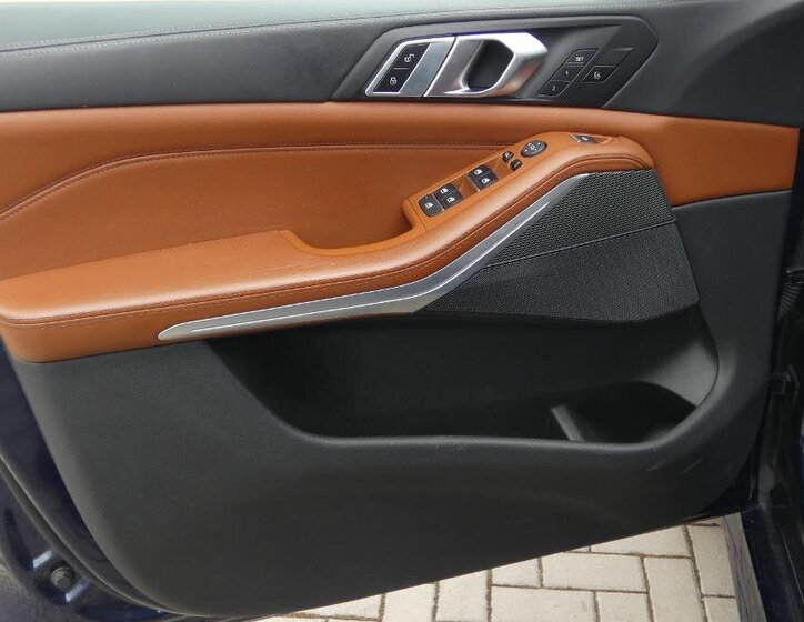 BMW X5 SUV / Terénní 3,0 l 250 kw