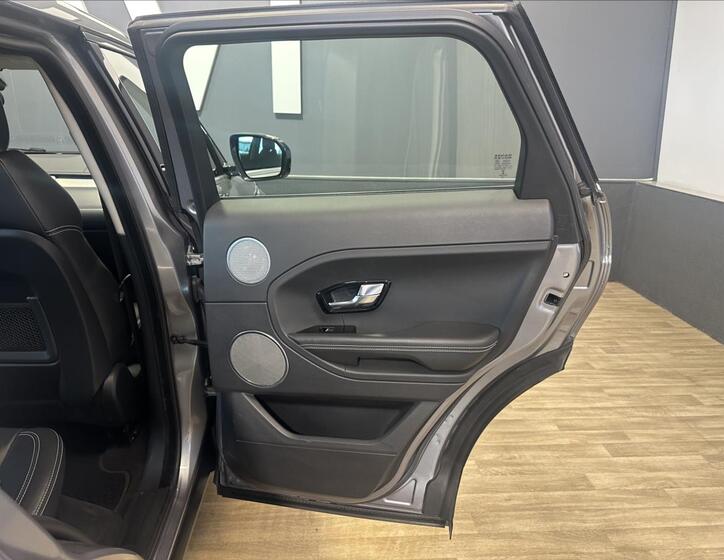 Land Rover Range Rover Evoque 21