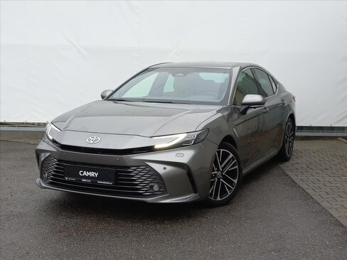 Toyota Camry Sedan / Limuzína 2,5 l 137 kw