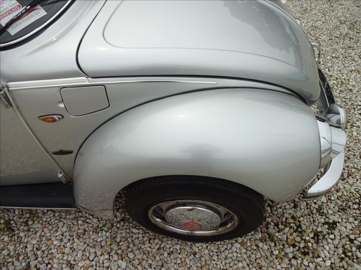 Volkswagen Ostatní Kabriolet 1,2 l 25 kw
