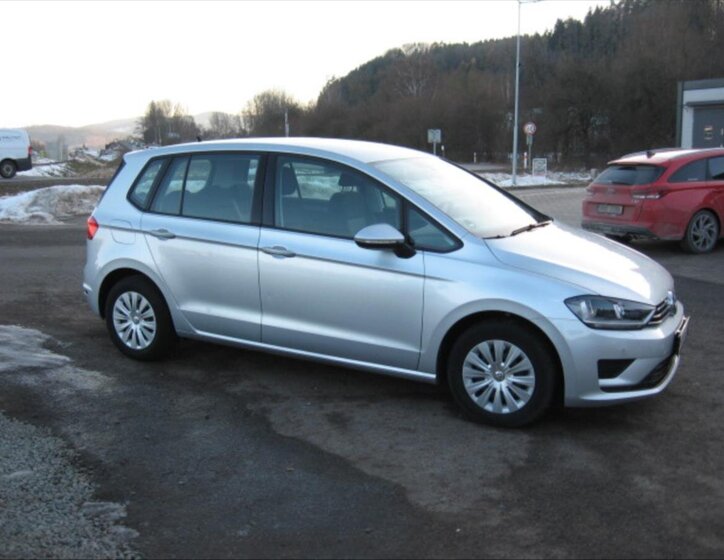 Volkswagen Golf Sportsvan Kombi 1,2 l 63 kw